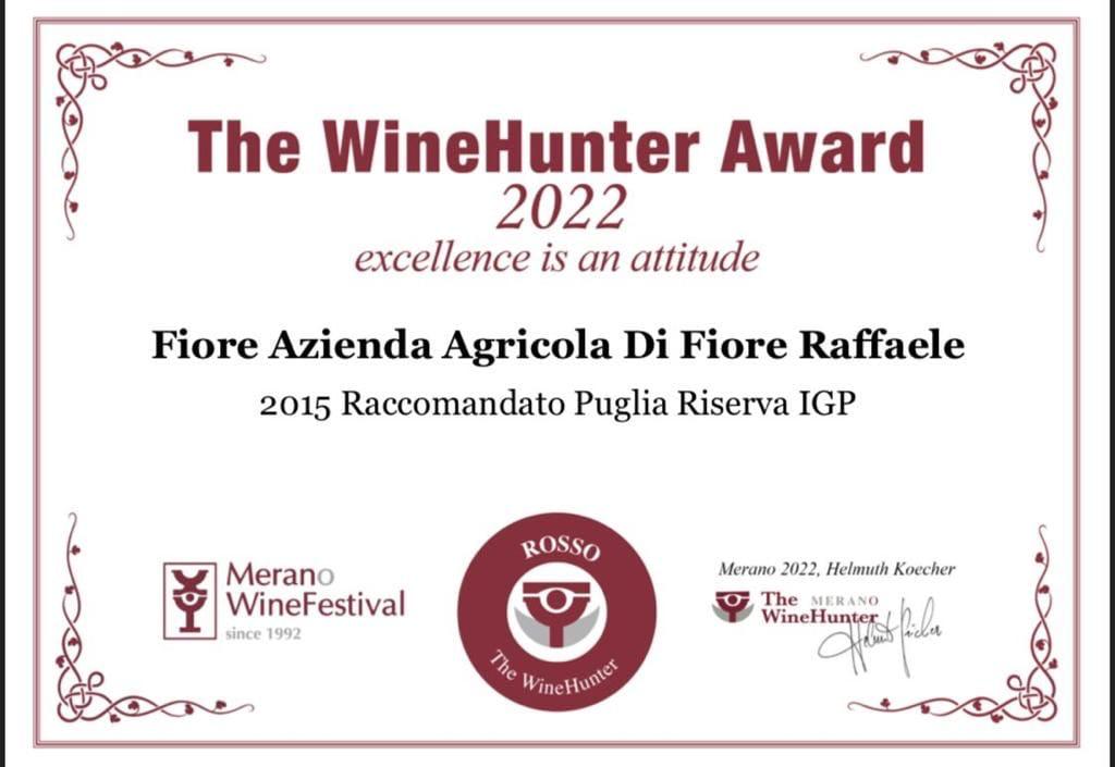 Attestato riconoscimento del The WineHunter Award per in vino Raccomandato Puglia Riserva IGP di Cantine Fiore